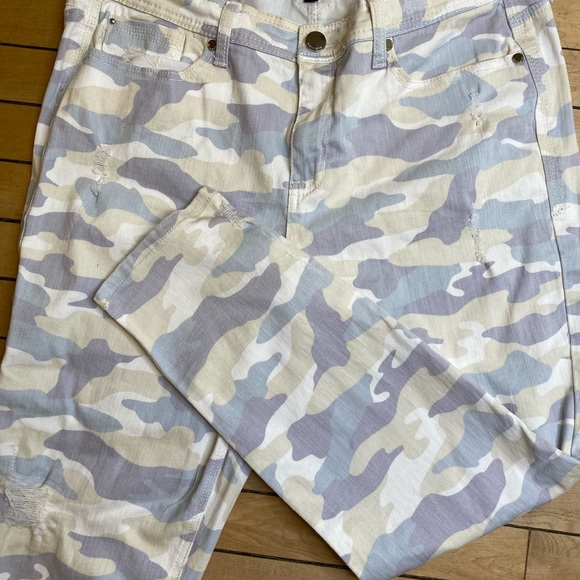 7 For All Mankind Denim - Seven7 Camo Jeans